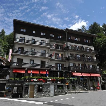 Hotel Etoile De Neige Valtournenche Luaran gambar