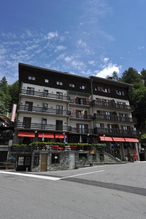 Hotel Etoile De Neige Valtournenche Luaran gambar