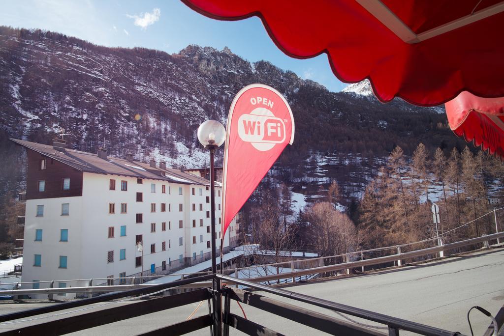 Hotel Etoile De Neige Valtournenche Luaran gambar