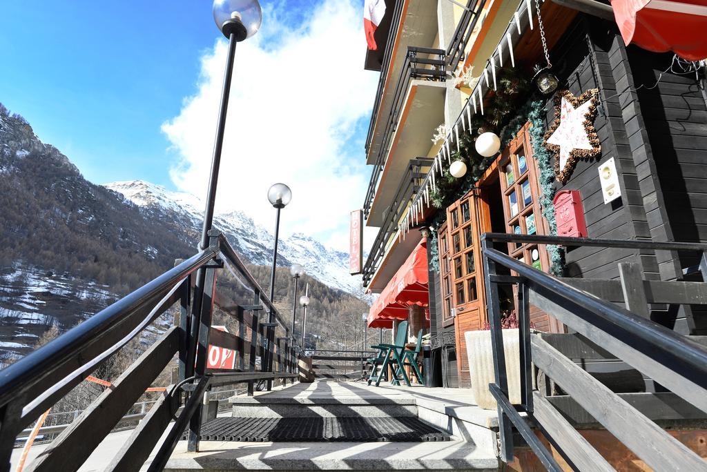 Hotel Etoile De Neige Valtournenche Luaran gambar